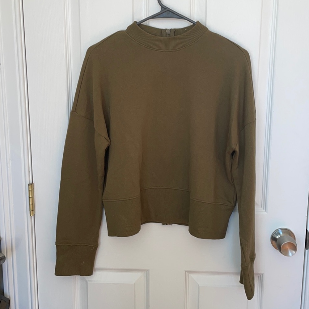Forever 21 Sweater
